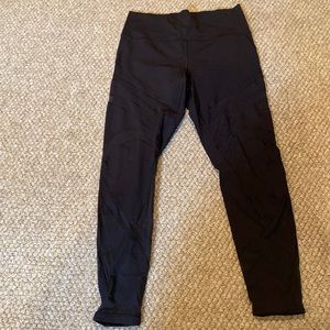 Lululemon leggings size 10
